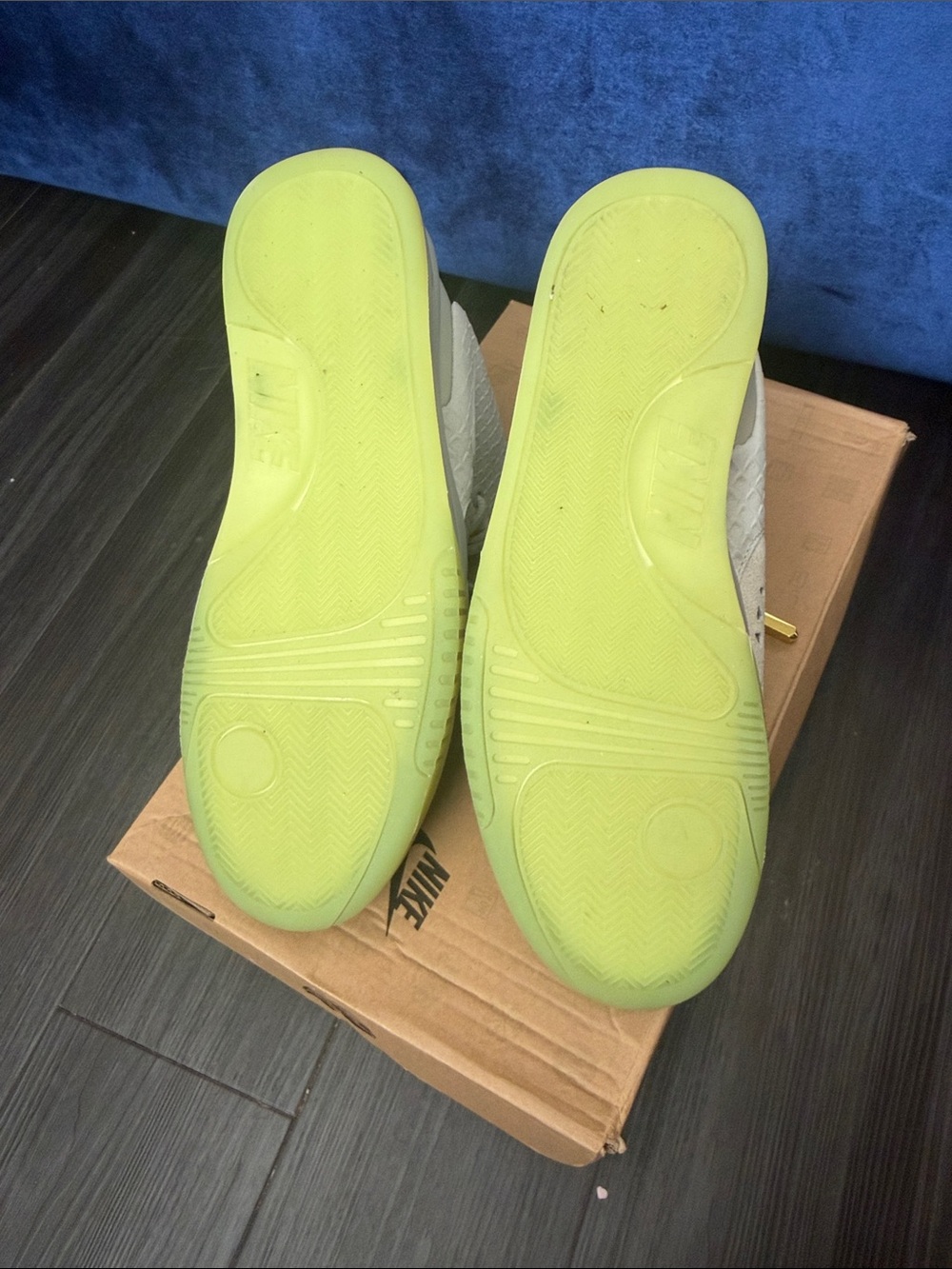 NIKE YEEZY Gray Sneakers with Red Lining and Lime-Green Sole - Picture 7 of 8